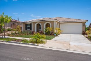 Single Family Residence, 2521 Santa Fiora DR, Corona, CA  Corona, CA 92882