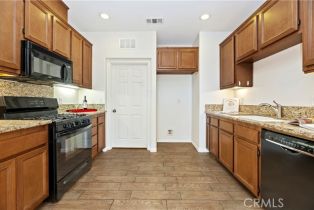 Condominium, 4304 Owens st, Corona, CA 92883 - 11