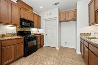 Condominium, 4304 Owens st, Corona, CA 92883 - 12