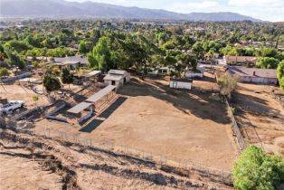 Single Family Residence, 19600 Carmelita ave, Corona, CA 92881 - 49