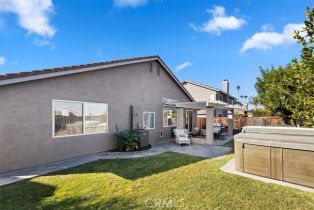 Single Family Residence, 1341 Sandpiper ln, Corona, CA 92881 - 43