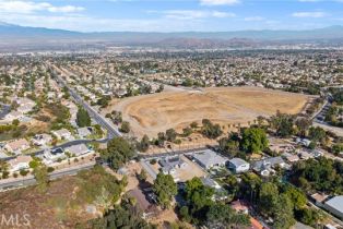 Single Family Residence, 1500 Chase dr, Corona, CA 92882 - 12