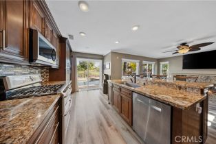 Single Family Residence, 39750 Avenida Miguel Oeste, Murrieta, CA 92563 - 16