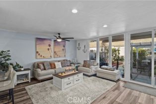 Condominium, 16532 Harbour ln, Huntington Beach, CA 92649 - 4