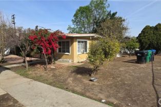 Residential Income, 831 7th st, Corona, CA 92882 - 6