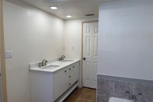 Single Family Residence, 7052 Starne rd, Corona, CA 92881 - 10