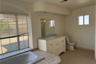 Single Family Residence, 7052 Starne rd, Corona, CA 92881 - 16