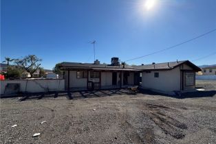 Single Family Residence, 7052 Starne rd, Corona, CA 92881 - 5