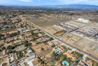 Single Family Residence, 18365 Mariposa ave, Riverside, CA 92508 - 46