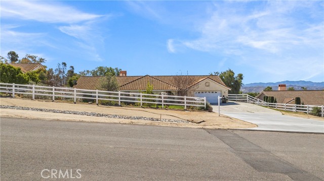 Single Family Residence, 18365 Mariposa ave, Riverside, CA 92508 - 1