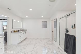 Single Family Residence, 2227 Melogold way, Corona, CA 92883 - 40