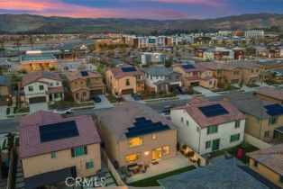 Single Family Residence, 2227 Melogold way, Corona, CA 92883 - 8