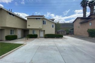 Townhouse, 4970 Brooks st, Riverside, CA 92506 - 2