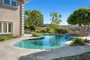 Single Family Residence, 6863 Canyon Hill dr, Riverside, CA 92506 - 35