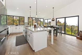 Single Family Residence, 990 Meadowlark dr, Laguna Beach, CA 92651 - 14