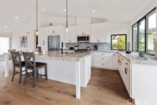 Single Family Residence, 990 Meadowlark dr, Laguna Beach, CA 92651 - 16