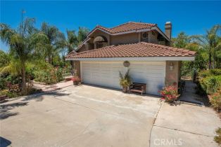 Single Family Residence, 10750 Orchard View LN, Riverside, CA  Riverside, CA 92503