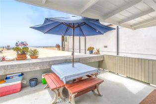 Single Family Residence, 1408 Oceanfront, Newport Beach, CA 92661 - 27