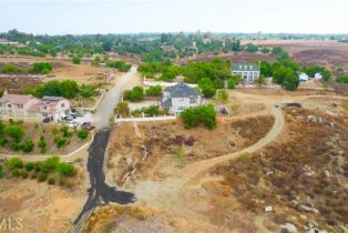 Single Family Residence, 17525 Country Manor ln, Riverside, CA 92508 - 5