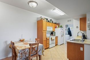 Condominium, 41410 Juniper st, Murrieta, CA 92562 - 11