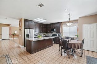 Single Family Residence, 2150 Whitman way, Corona, CA 92878 - 11