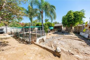 Single Family Residence, 19051 Stroh ave, Corona, CA 92881 - 36