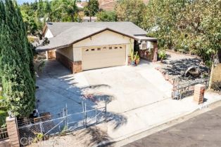 Single Family Residence, 19051 Stroh ave, Corona, CA 92881 - 5