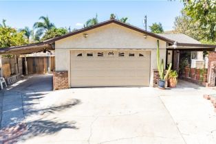 Single Family Residence, 19051 Stroh ave, Corona, CA 92881 - 6