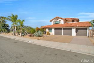 Single Family Residence, 16730 Lake Knoll, Riverside, CA 92503 - 4