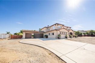 Single Family Residence, 18296 Hollowtree ln, Riverside, CA 92504 - 11