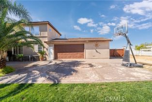 Single Family Residence, 18296 Hollowtree ln, Riverside, CA 92504 - 27