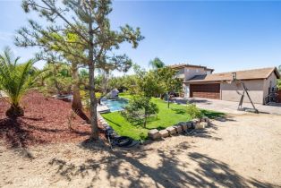 Single Family Residence, 18296 Hollowtree ln, Riverside, CA 92504 - 29