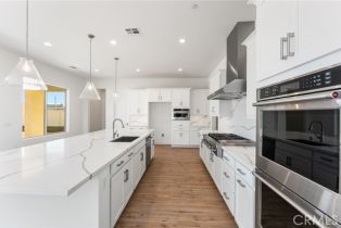 Single Family Residence, 17648 Mcdowell Valley dr, Riverside, CA 92503 - 16