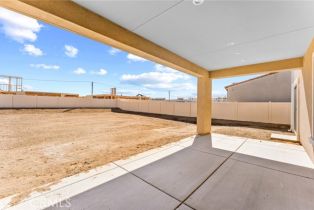 Single Family Residence, 17648 Mcdowell Valley dr, Riverside, CA 92503 - 44