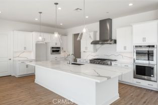 Single Family Residence, 17648 Mcdowell Valley dr, Riverside, CA 92503 - 8