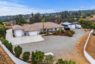 Single Family Residence, 17180 Mockingbird Canyon rd, Riverside, CA 92504 - 14