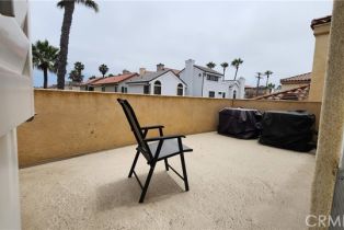 Single Family Residence, 2212 Pacific Coast, Huntington Beach, CA 92648 - 33