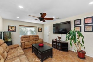 Single Family Residence, 10040 Hedrick ave, Riverside, CA 92503 - 7