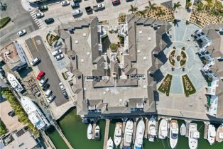 Condominium, 2600 Newport blvd, Newport Beach, CA 92663 - 26