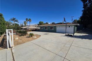 Single Family Residence, 7350 Marilyn dr, Corona, CA 92881 - 4