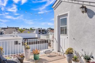 Single Family Residence, 331 Walnut st, Newport Beach, CA 92663 - 34