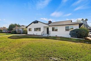 Single Family Residence, 2460 Carlton pl, Riverside, CA 92507 - 5