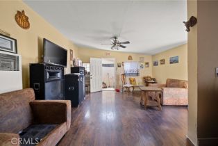 Residential Income, 8876 Cypress ave, Riverside, CA 92503 - 13