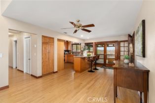 Single Family Residence, 20682 Hill Top drive, Riverside, CA 92507 - 11