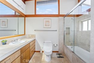 Single Family Residence, 1911 Ocean way, Laguna Beach, CA 92651 - 24