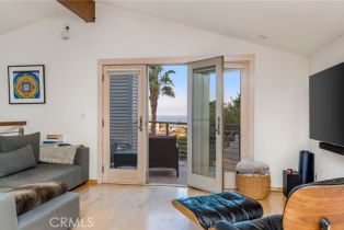 Single Family Residence, 426 Nyes pl, Laguna Beach, CA 92651 - 11