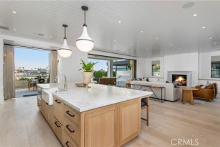 Single Family Residence, 2209 Bayside dr, Corona Del Mar, CA 92625 - 9