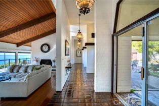 Single Family Residence, 481 Dartmoor st, Laguna Beach, CA 92651 - 19