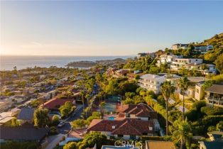 Single Family Residence, 481 Dartmoor st, Laguna Beach, CA 92651 - 52