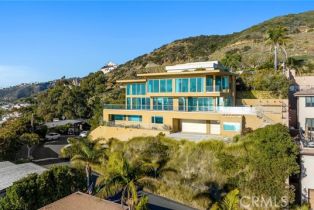 Single Family Residence, 31402 Ceanothus DR, Laguna Beach, CA  Laguna Beach, CA 92651